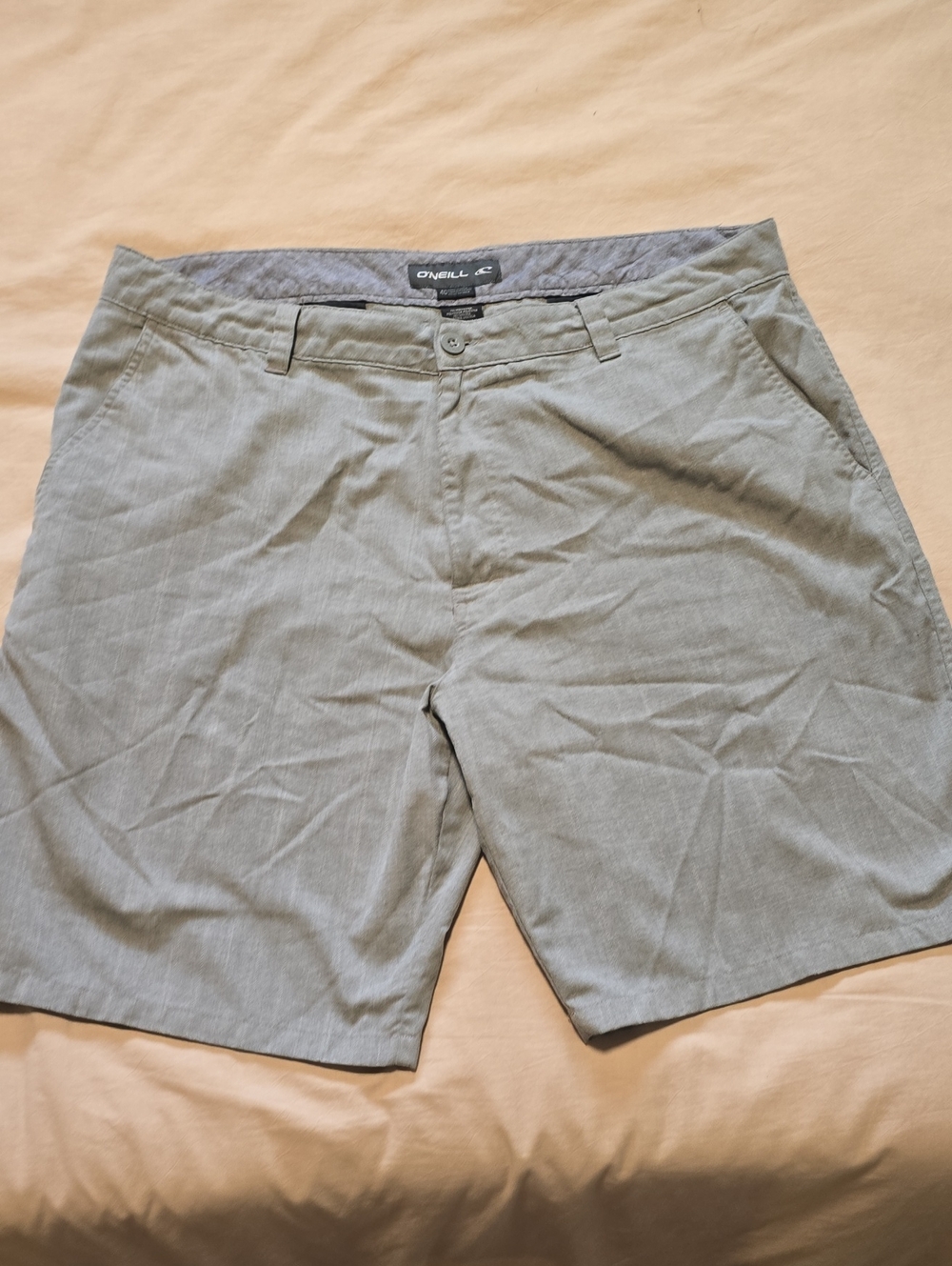 O'Neill Men's Light Grey Flat Front Shorts